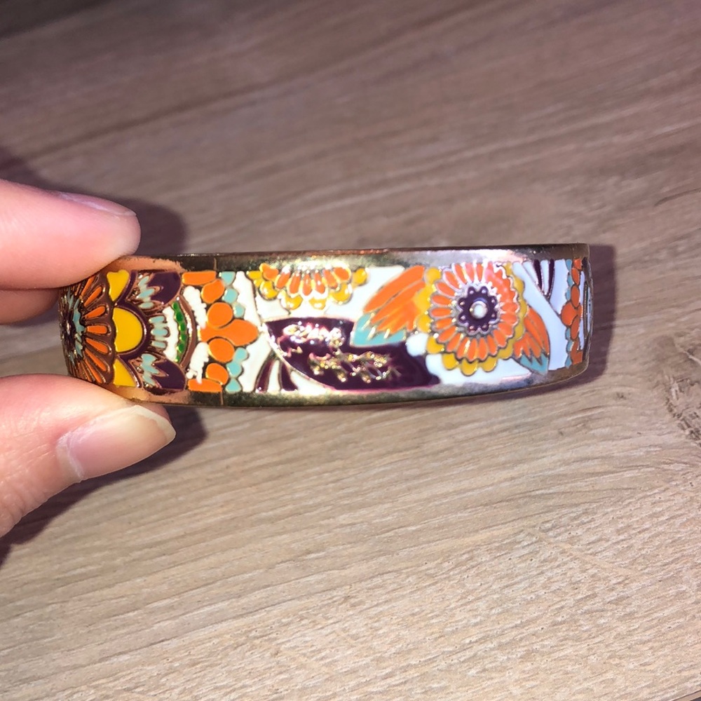 cute bracelet - Picture 2 of 3